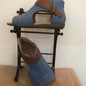 Comfortview Sandals with Brown Strap